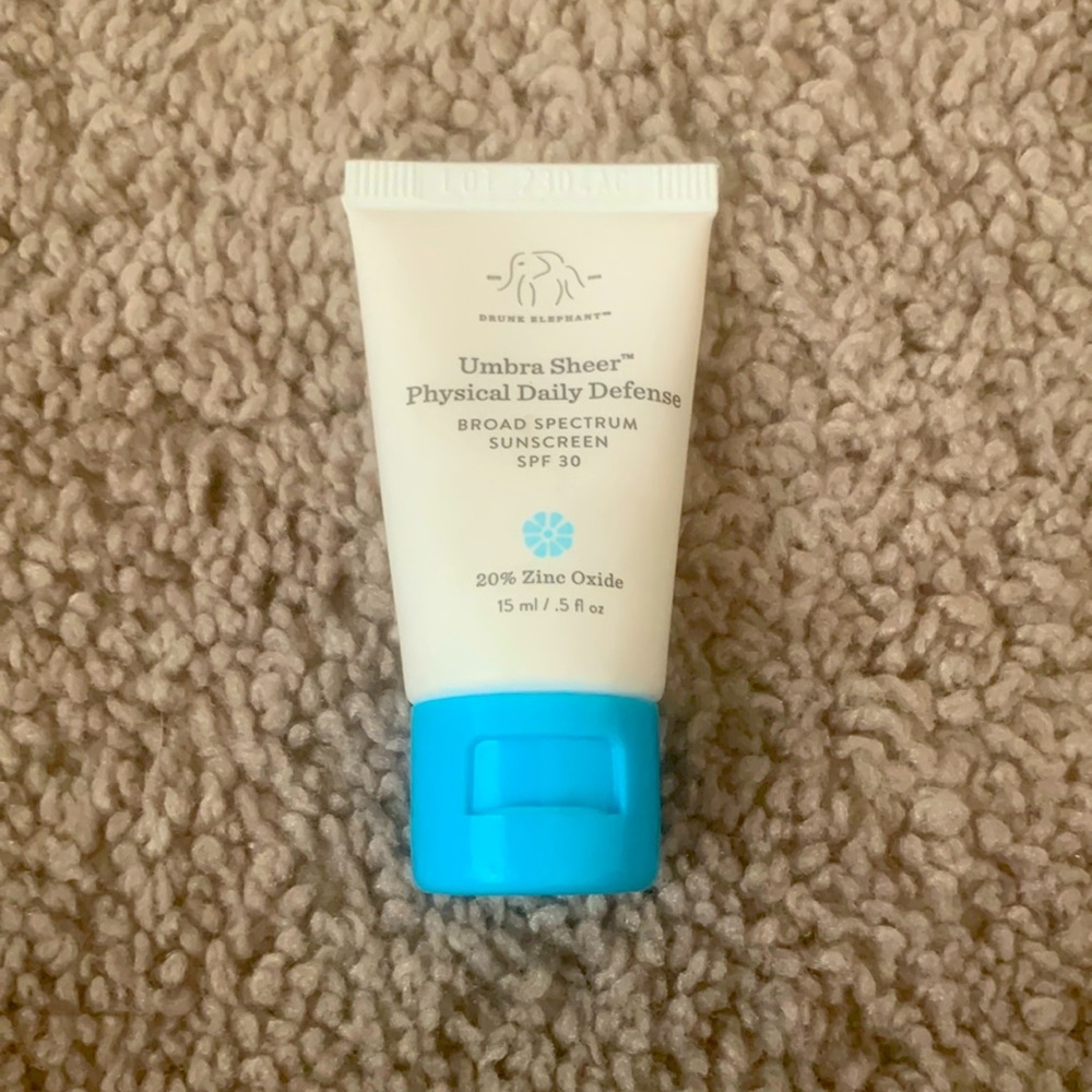 Drunk Elephant umbra sheer physical daily defense spf 30 facial moisturizer.